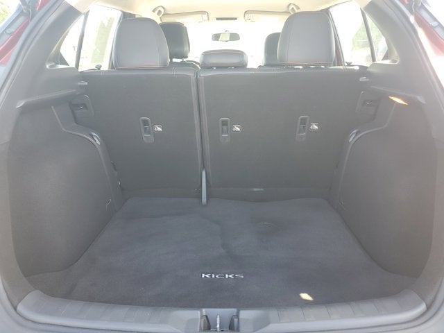2019 Nissan Kicks SR