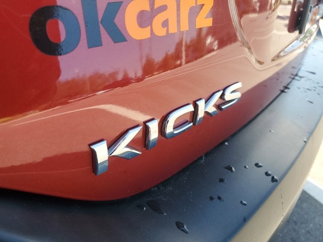 2019 Nissan Kicks SR
