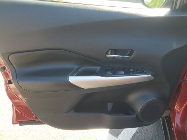 2019 Nissan Kicks SR