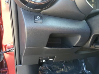 2019 Nissan Kicks SR