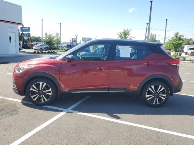 2019 Nissan Kicks SR