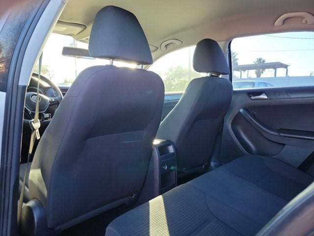 2015 Volkswagen Jetta Base