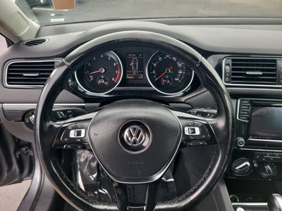 2016 Volkswagen Jetta Base