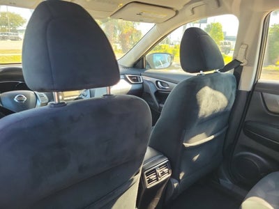 2016 Nissan Rogue Base