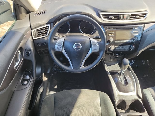 2016 Nissan Rogue Base