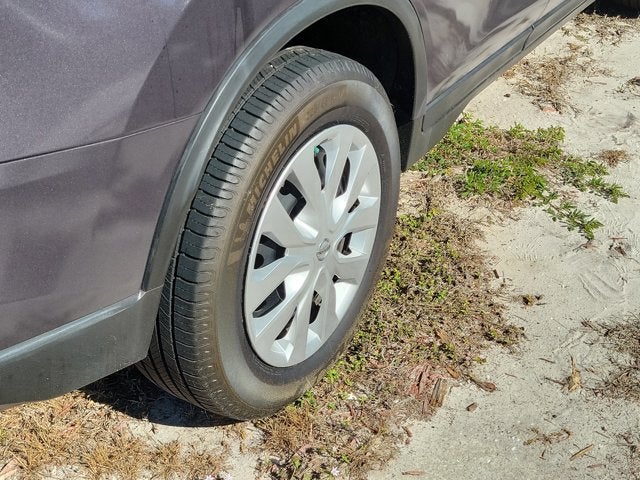 2016 Nissan Rogue Base