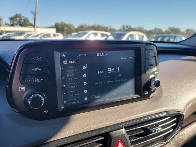 2019 Hyundai Santa Fe SE