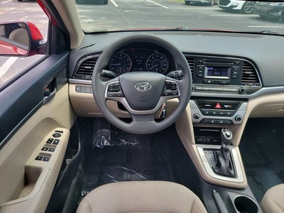 2018 Hyundai Elantra SE