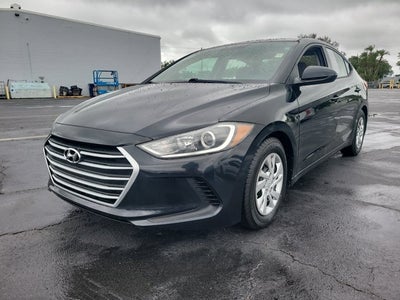 2017 Hyundai Elantra SE