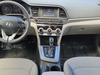 2019 Hyundai Elantra SE