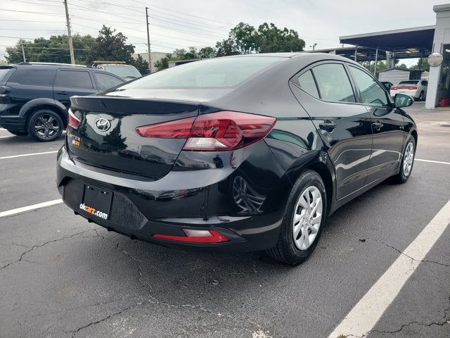 2019 Hyundai Elantra SE