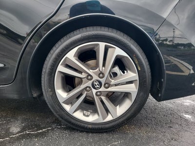 2017 Hyundai Elantra Limited
