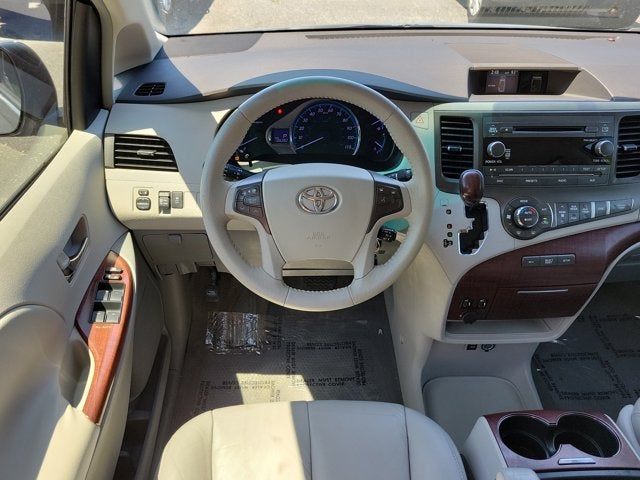 2011 Toyota Sienna Base