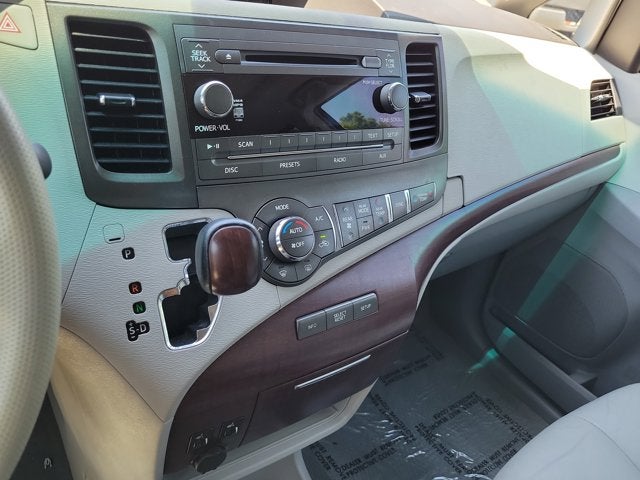 2011 Toyota Sienna Base