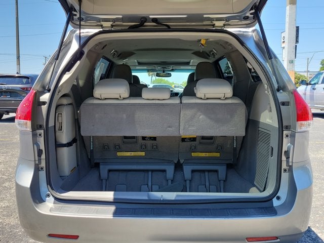 2011 Toyota Sienna Base
