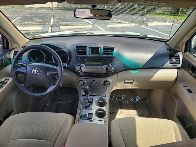 2010 Toyota Highlander Base