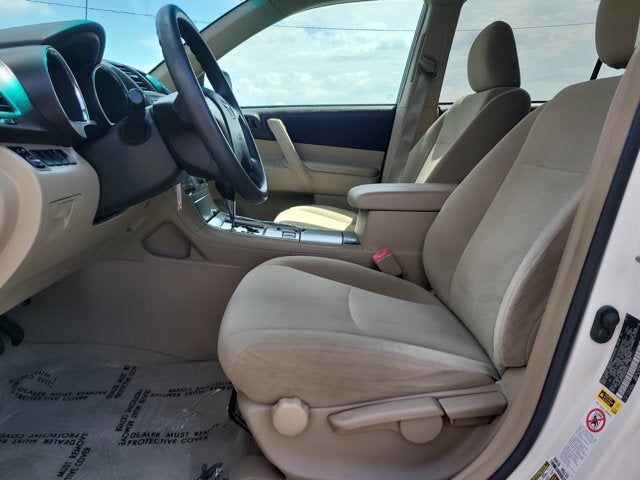2010 Toyota Highlander Base