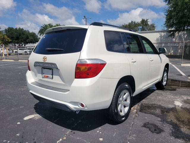 2010 Toyota Highlander Base