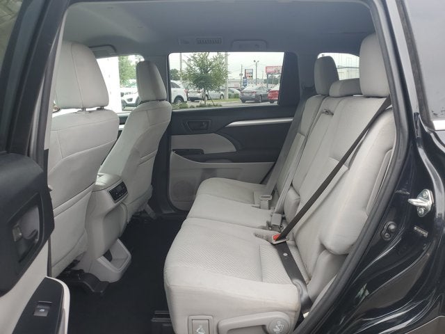 2014 Toyota Highlander LE