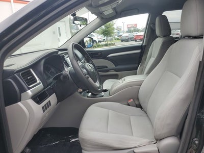 2014 Toyota Highlander LE