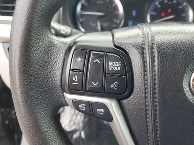 2014 Toyota Highlander LE