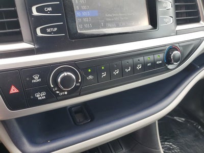 2014 Toyota Highlander LE