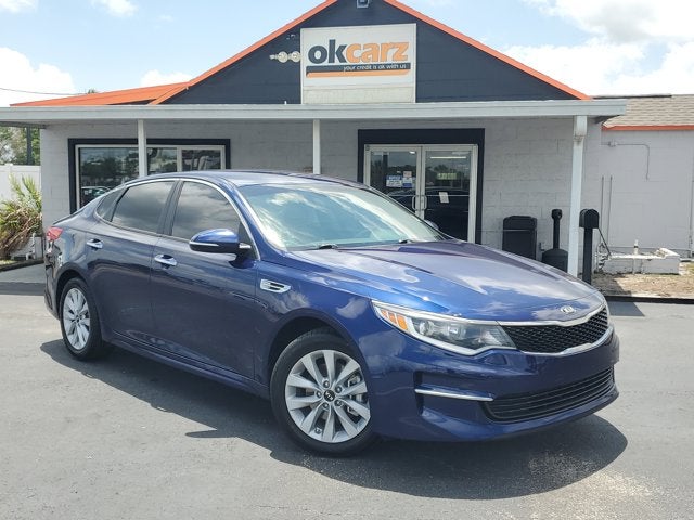 2017 Kia Optima LX AT's photo