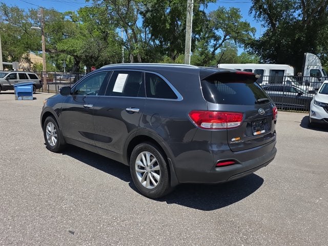 2017 Kia Sorento LX