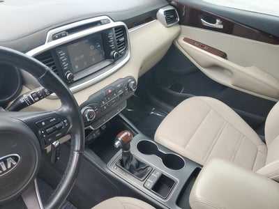 2018 Kia Sorento LX