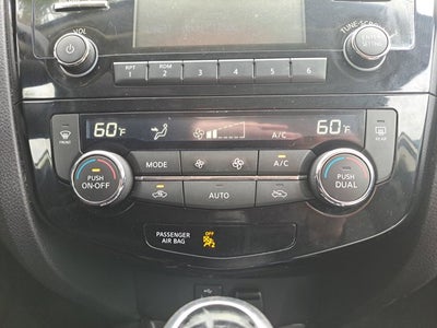 2017 Nissan Rogue Sport SV