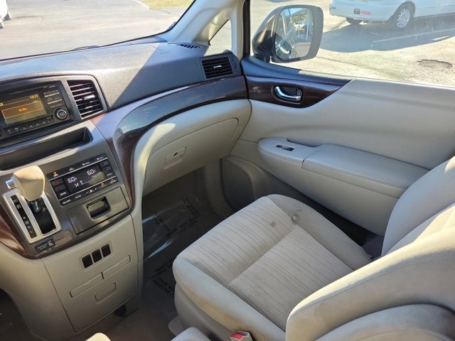 2013 Nissan Quest SV