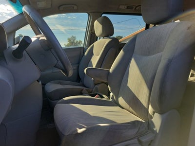 2013 Nissan Quest SV
