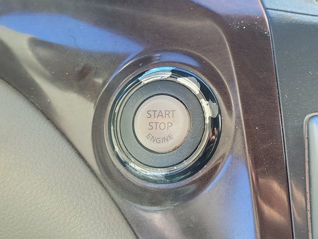 2013 Nissan Quest SV