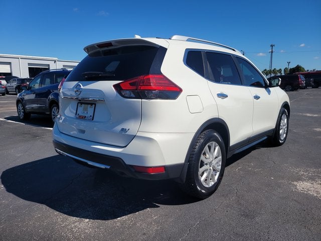 2017 Nissan Rogue SV