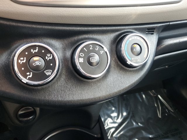 2014 Toyota Yaris Base