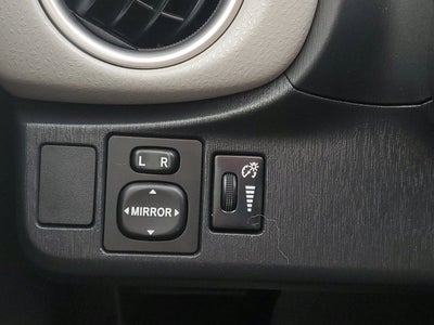 2014 Toyota Yaris Base