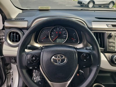 2015 Toyota RAV4 LE
