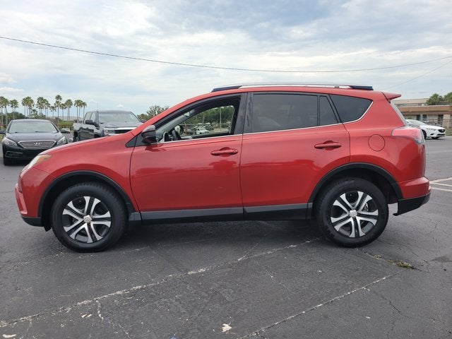 2017 Toyota RAV4 LE