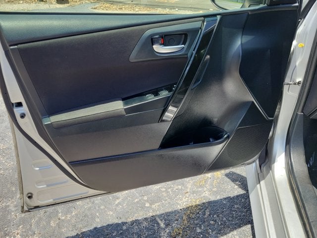2016 Scion iM Base