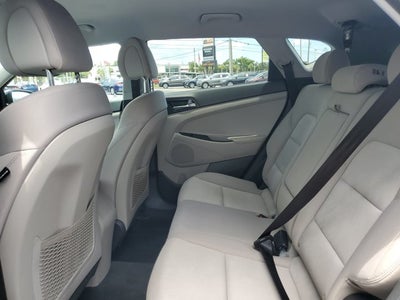 2016 Hyundai Tucson SE