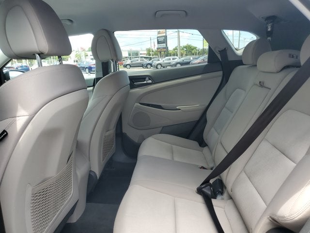2016 Hyundai Tucson SE