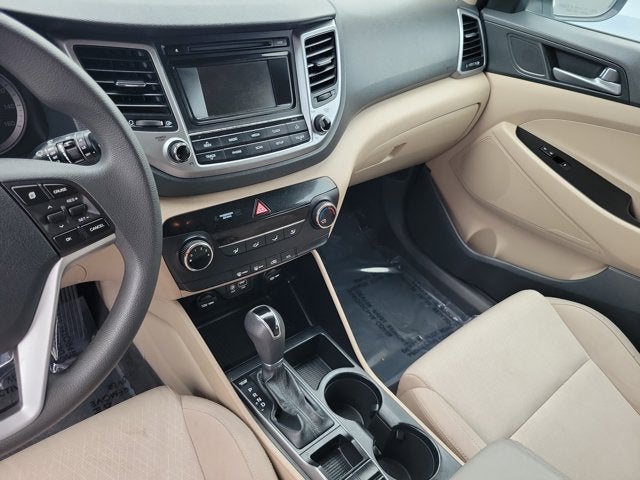 2016 Hyundai Tucson SE