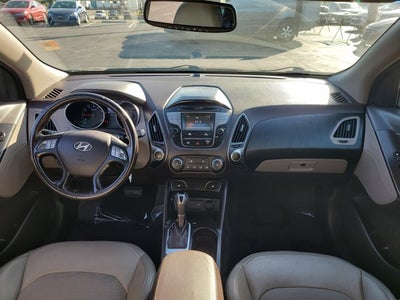 2015 Hyundai Tucson SE