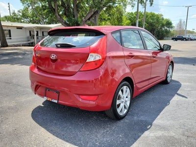 2013 Hyundai Accent SE