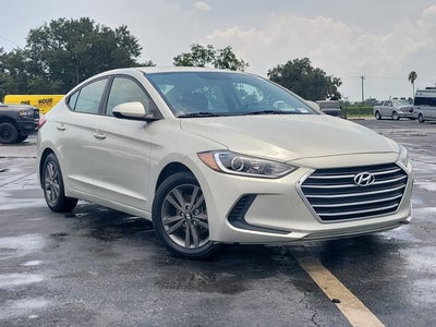 2017 Hyundai Elantra SE