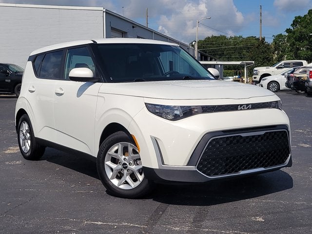 2024 Kia Soul LX