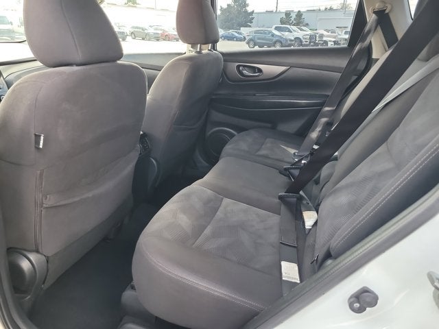 2016 Nissan Rogue Base