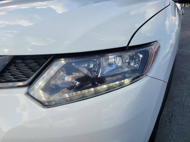 2016 Nissan Rogue Base